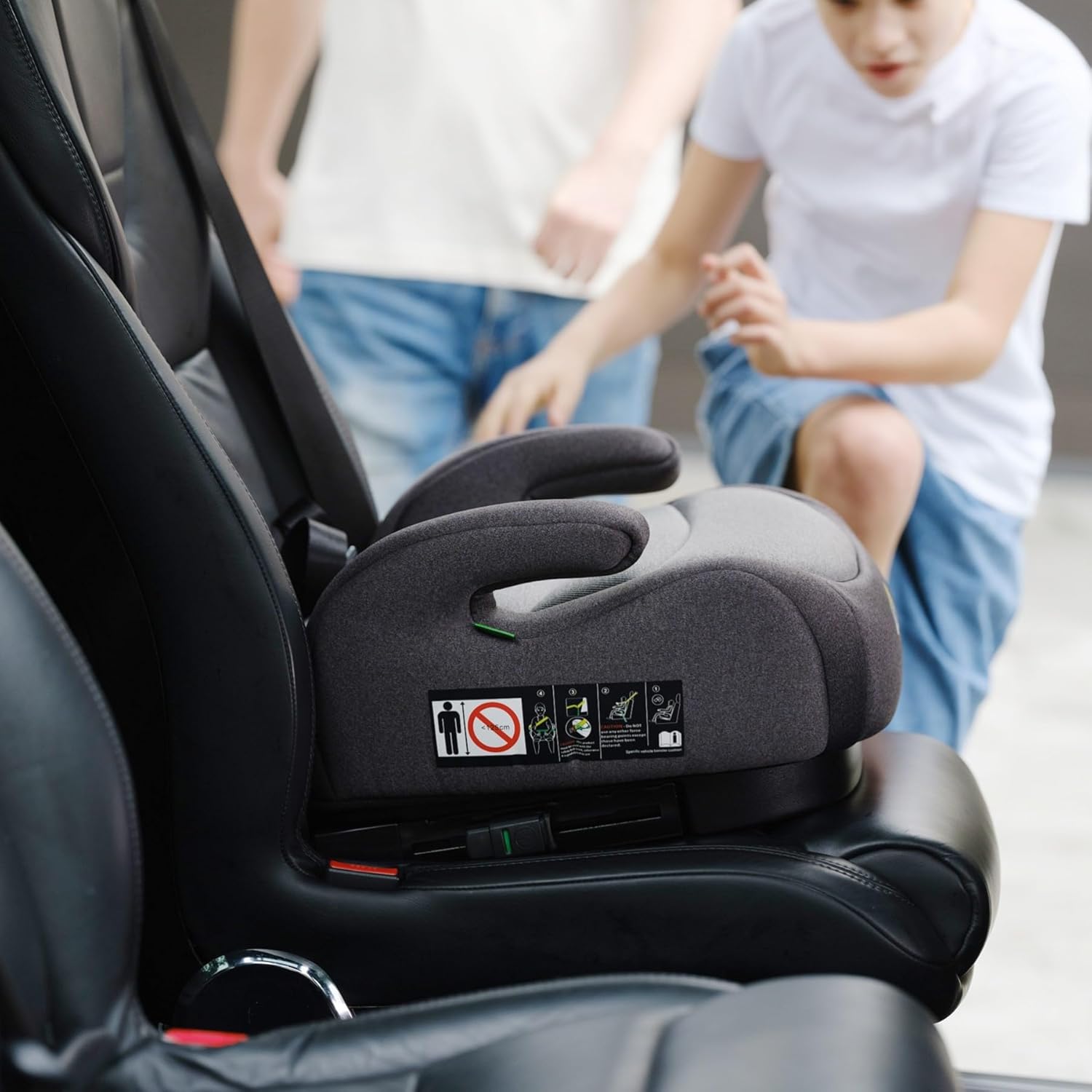 Jovikids Sitzerhöhung ISOFIX i - Size 125–150 cm, Waschbar, Schwarz